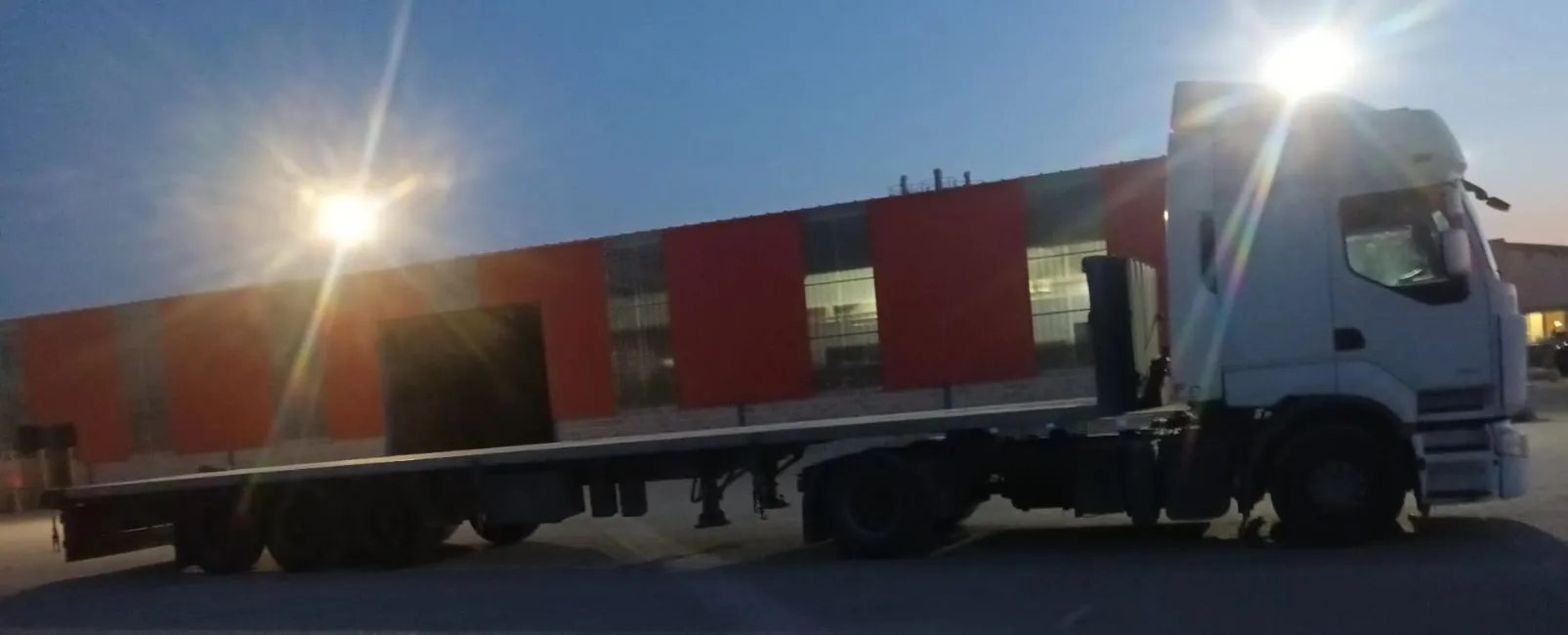 Renault PREMIUM 460 Image 4